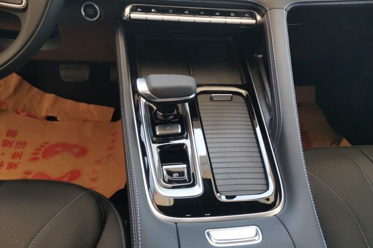 Used Geely Auto Preface 2026 Model Oriental Yao 1.5TD Fuyao Edition
