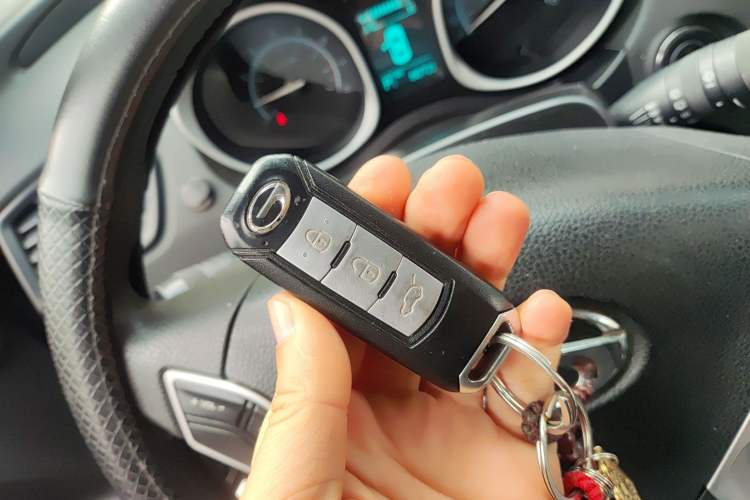 Used GAC Trumpchi GS5 2014 2.0L Automatic Two-Wheel Drive Anniversary Value Edition