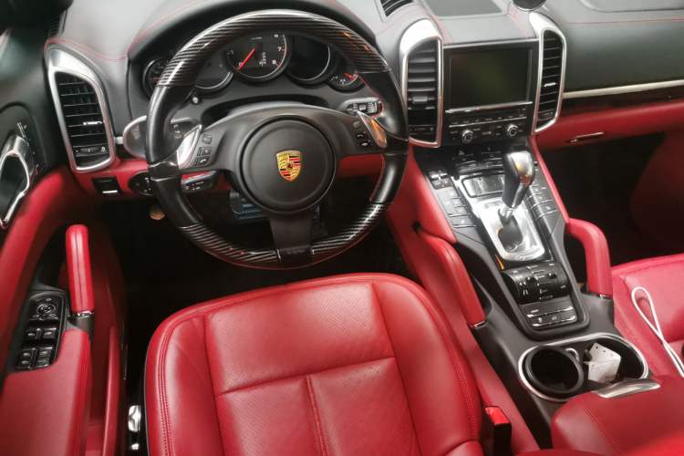 Used Porsche Cayenne 2011 Cayenne 3.0T Steering Wheel