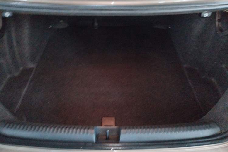 Used Volkswagen Sagitar 2014 Revised Version 1.6L Automatic Comfort Edition