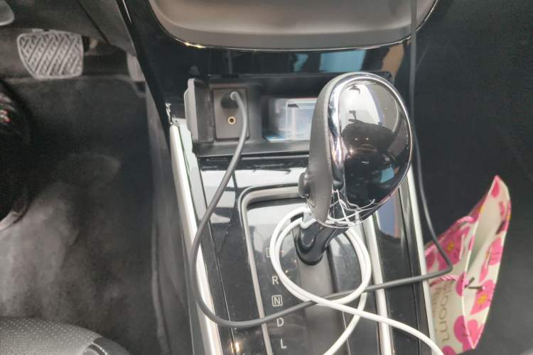 Used Nissan Sylphy 2018 1.6XV CVT Deluxe Edition Gear Lever