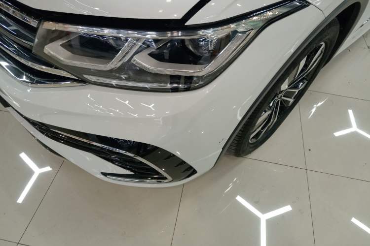 Used Volkswagen Tiguan L 2023 330TSI Automatic Two-Wheel Drive R-Line Flagship Edition Left Front Headlight