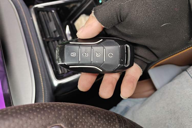 Used BYD Tang New Energy 2021 DM 2.0T Four-Wheel Drive High-Performance Flagship Model
