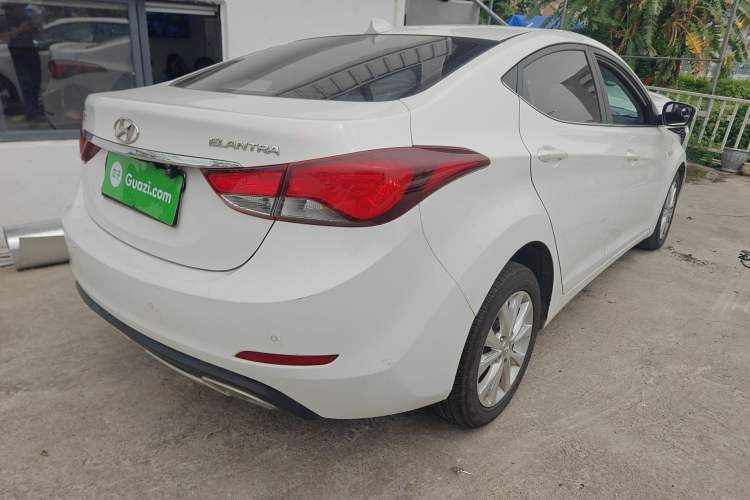 Used Hyundai Elantra (5th Generation / Langdong) 2016 1.6L Automatic Smart Version Rear Right 45 Deg