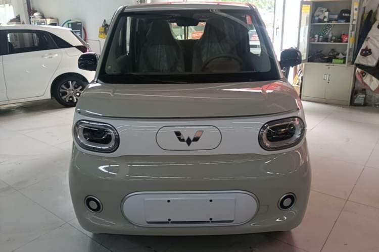 Used Wuling Hongguang MINIEV 2024 3rd Generation 215km Youth Edition