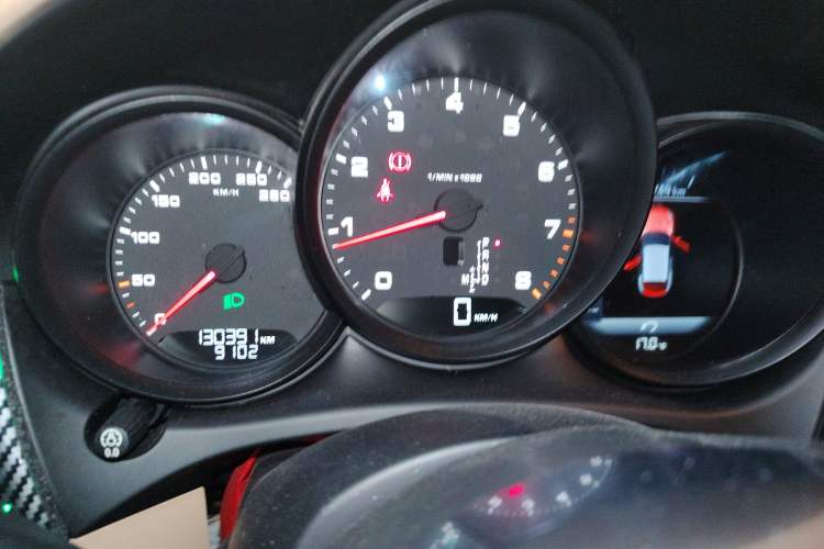 Used Porsche Macan 2014 Macan 2.0T Instrument Cluster