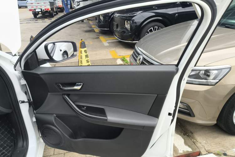 Used Qoros 3 2021 3S Sedan 1.5T CVT Leading Model