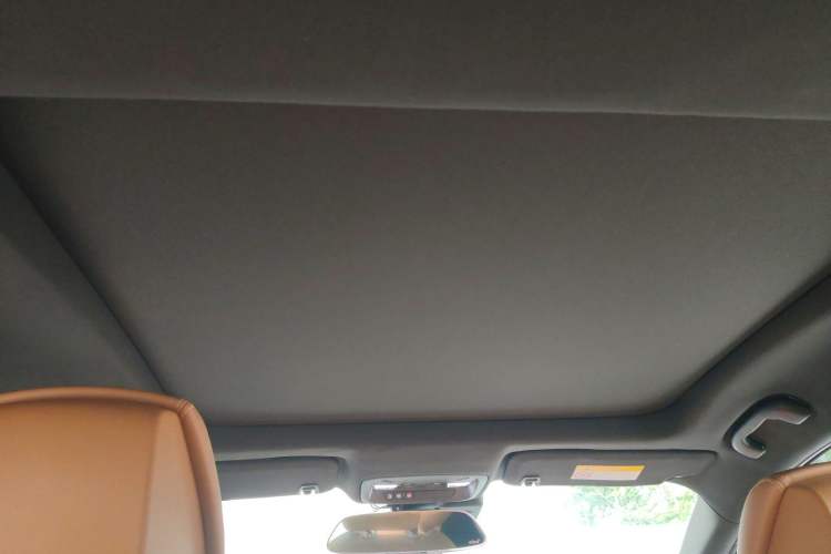 Used Buick LaCrosse 2016 28T Luxury Version Headliner