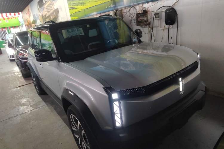 Used iCAR 03 2024 472km Four-Wheel Drive Long-Range Version
