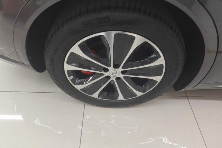 Used Hima Luxeed R7 2026 Model Range-Extending Ultra