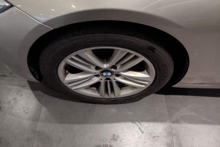 Used BMW 3 Series 2017 320Li Fashion Model
