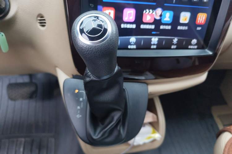 Used Mercedes-Benz Vito 2013 3.0L Elite Edition