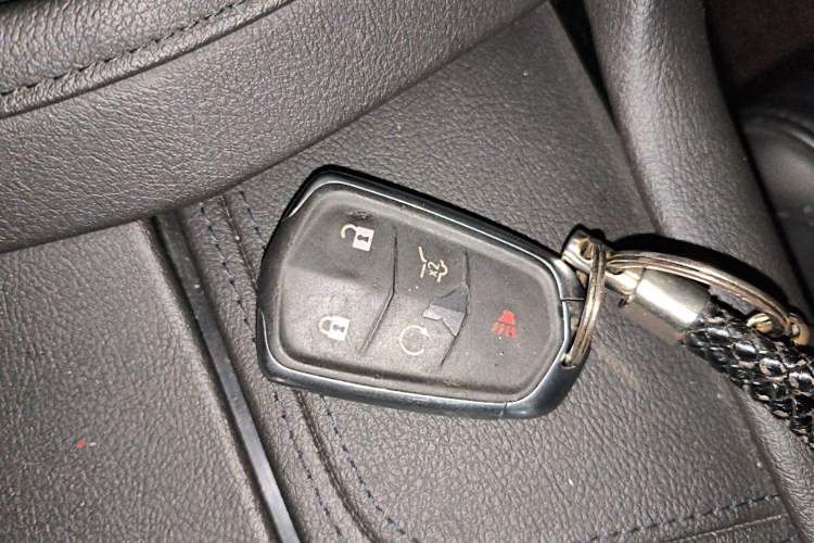 Used Cadillac XT5 2018 25T Luxury Model