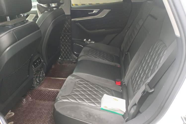 Used Hongqi HS5 2019 2.0T Smart Connect Flagship All-Wheel-Drive Version
