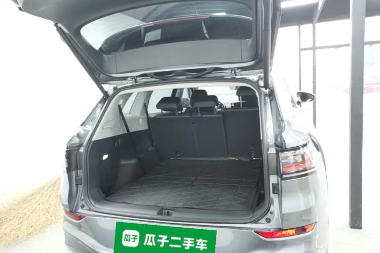 Used Volkswagen ID.6 X 2023 Upgraded Model Pure Long-Range Version
