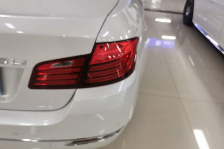 Used BMW 5 Series 2017 525Li Luxury Design Package Right Rear Taillight