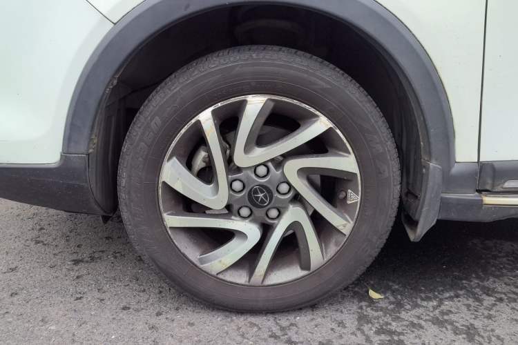 Used JAC Group Refine S3 2016 1.5L CVT Luxury Model Exterior 4