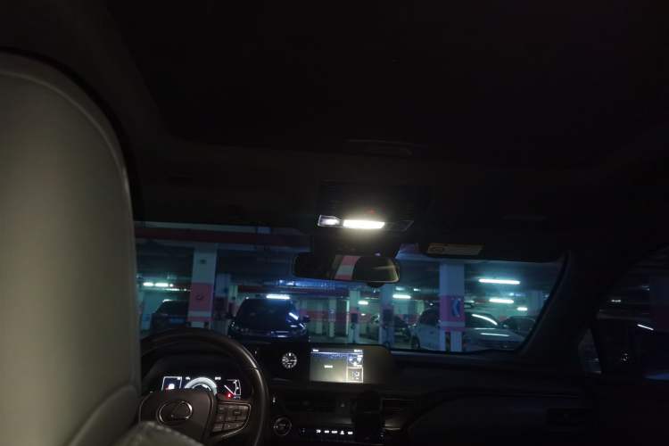 Used Lexus UX 2020 260h Explore & Adventure Edition