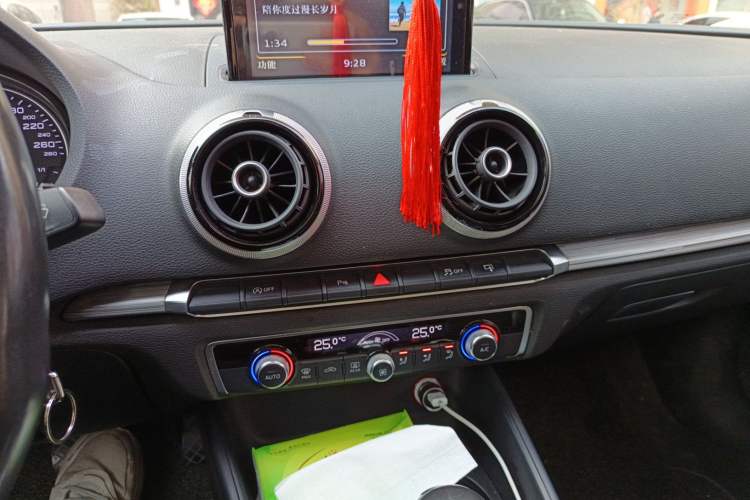 Used Audi A3 2015 Limousine 35 TFSI Millionth Anniversary Comfort Model