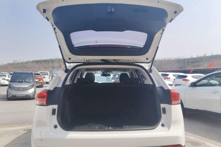 Used Haval H2s 2017 Blue Label 1.5T Dual-Clutch Luxury Model
