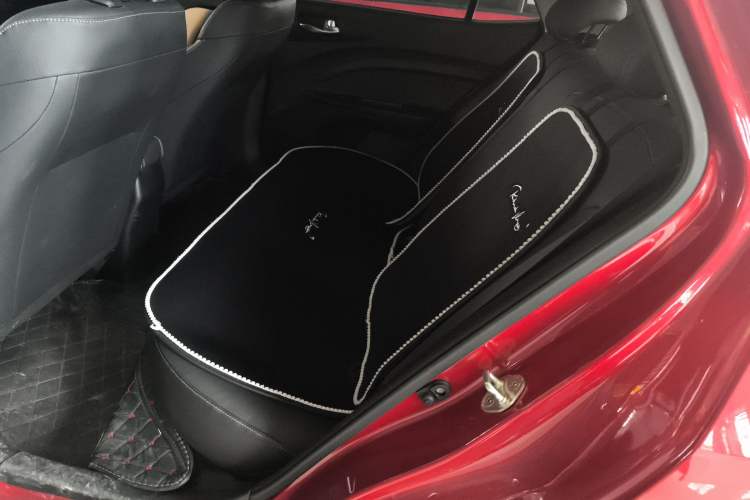 Used Kia kx1 Stonic 2021 1.4L CVT Fun Edition