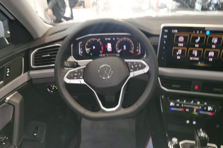 Used Volkswagen Tayron 2025 Zhongxiang Version 300TSI Steering Wheel