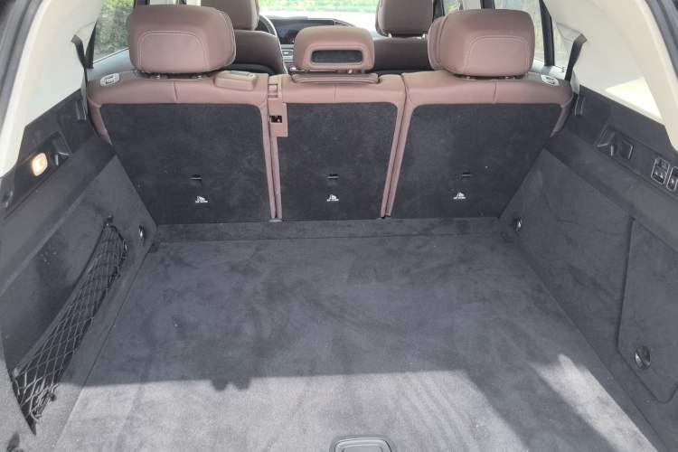 Used Mercedes-Benz GLE 2025-Year Restyled GLE 450 4MATIC Luxury Edition Trunk