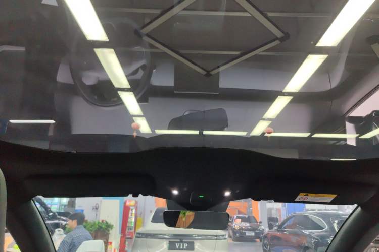 Used Nio ET5T 2024 75kWh Touring Headliner