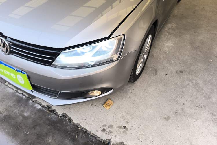 Used Volkswagen Sagitar 2014 Revised Version 1.6L Automatic Leading Edition
