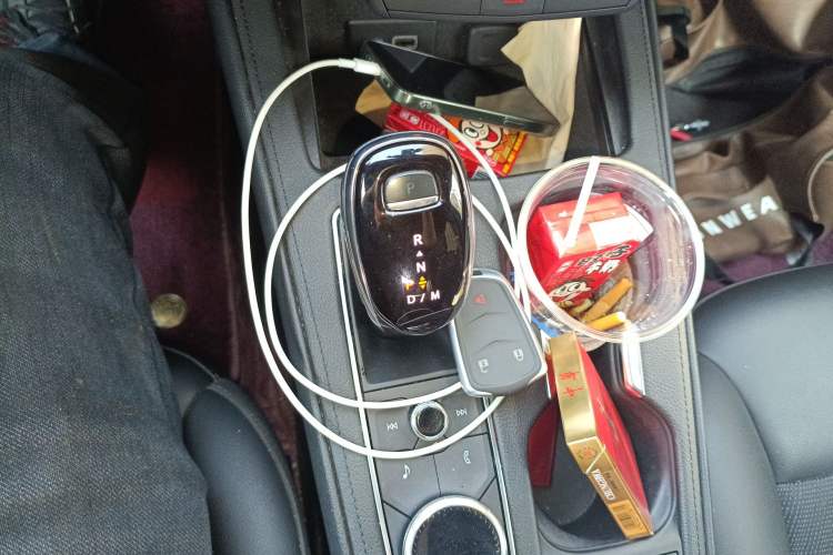 Used Cadillac XT4 2021 28T Two-Wheel Drive Tech Edition