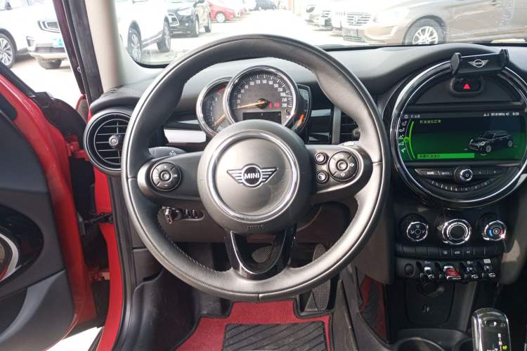 Used MINI 2019 1.5T COOPER Classic Edition Five-Door Version
