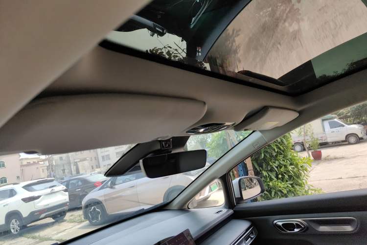 Used AION Y 2022 Plus 70 Tech Edition Headliner