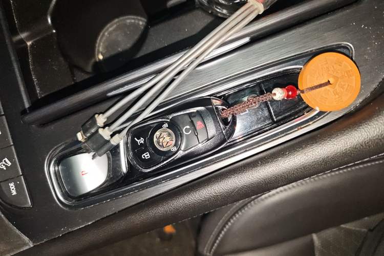 Used Buick Enclave 2022 652T Two-Wheel-Drive Prestige 7-Seater
