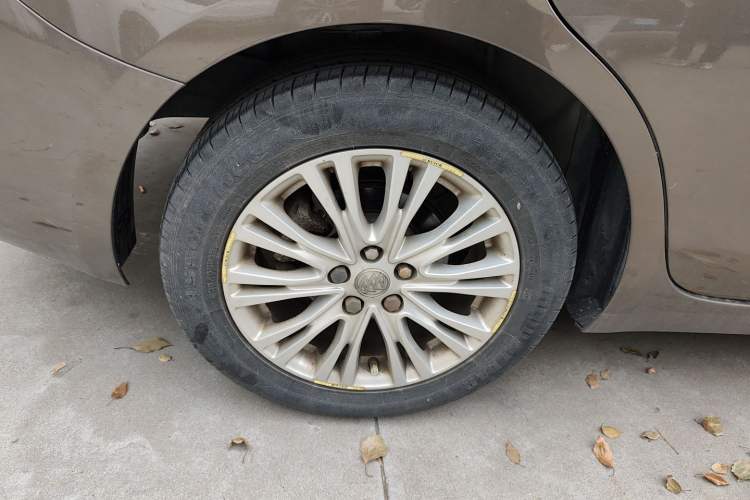 Used Buick GT 2017 15N Automatic Elite Version
