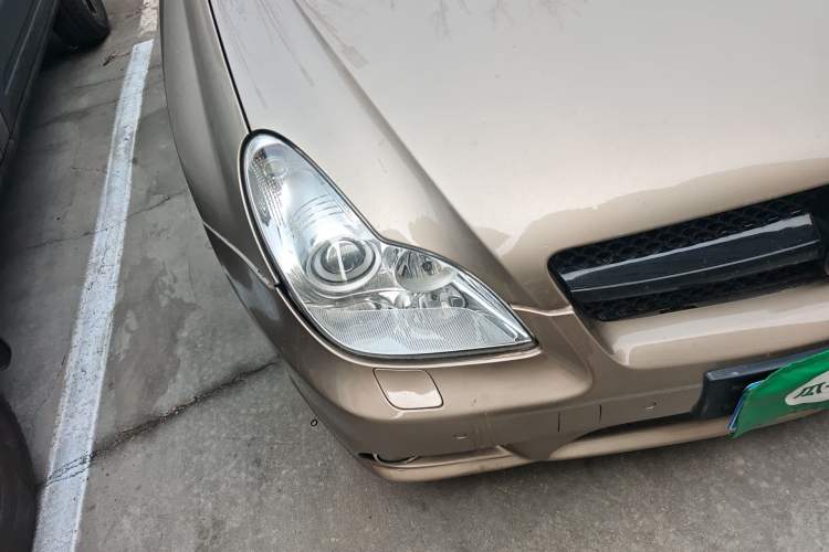 Used Mercedes-Benz CLS AMG 2008 AMG CLS 63 Right Front Headlight