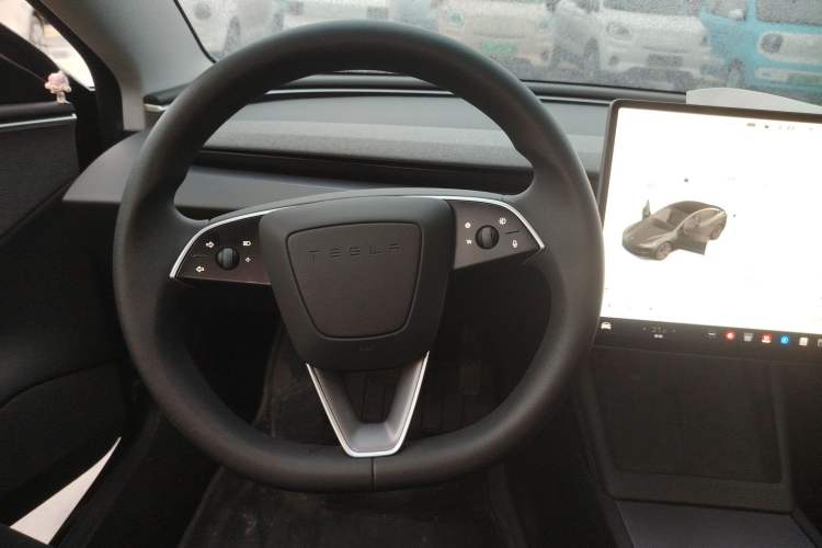 Used Tesla Model 3 2023 Rear-Wheel-Drive Version
