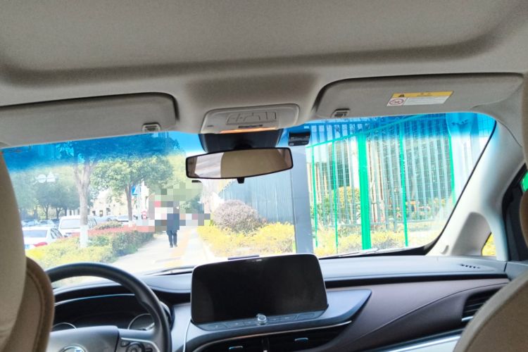 Used Buick GL8 2023 Land Executive Class Smart Enjoyment Model
