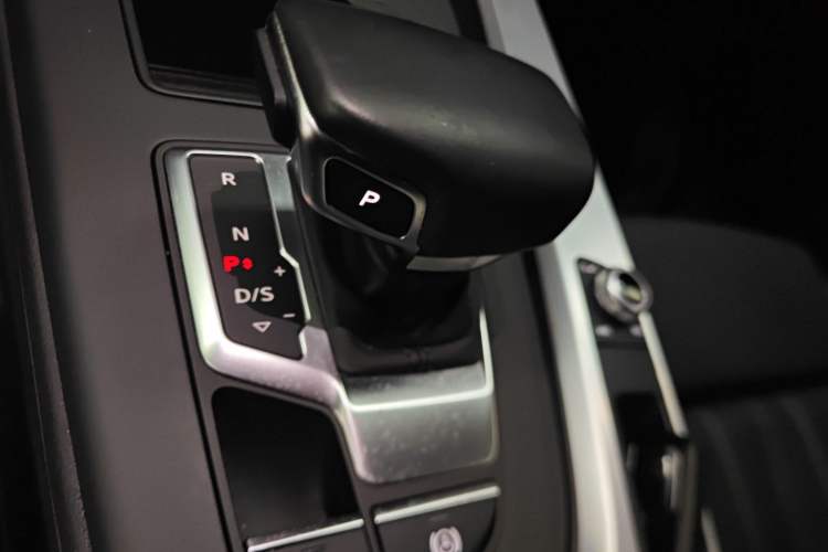 Used Audi A4L 2020 40 TFSI Fashion Dynamic Model
