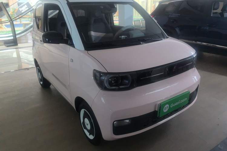 Used Wuling Hongguang MINIEV 2022 Macaron Premium Model – Lithium Iron Phosphate Front Right 45 Deg