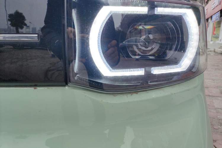 Used Wuling Hongguang MINIEV 2022 Macaron Premium Model – Lithium Iron Phosphate