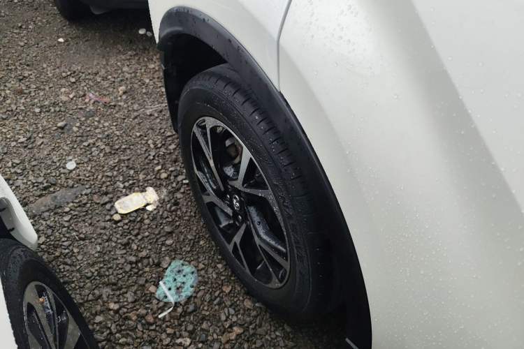 Used Toyota C-HR 2020 2.0L Luxury Edition Exterior 5