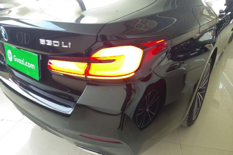 Used BMW 5 Series 2021 530Li Leading Model M Sport Package Right Rear Taillight