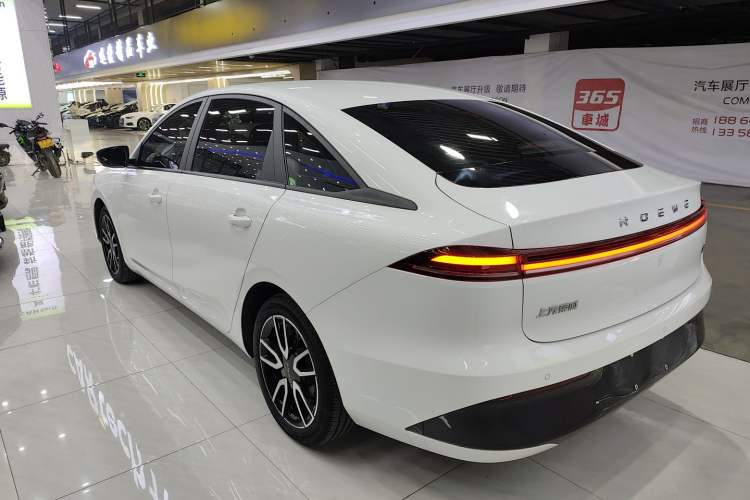 Used Roewe D6 2025 450km Deluxe Edition