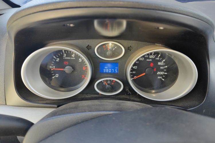 Used CHANGAN Alsvin 2010 Hatchback 1.5L Manual Comfort Edition