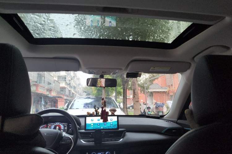 Used Dongfeng Aeolus Yixuan 2021 230T Automatic Chasing Shadow Edition Headliner