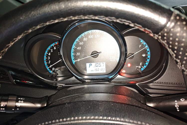 Used Toyota YARiS L Zhi Xuan 2016 Revised 1.5E CVT Charming Edition Odometer Close Up