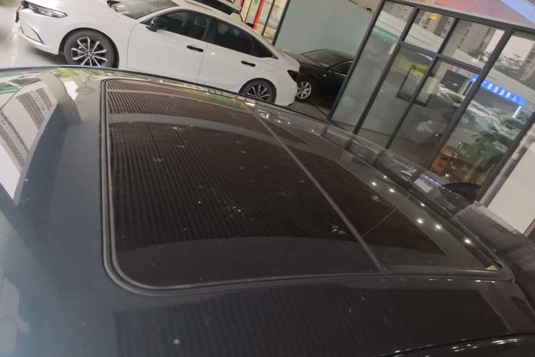 Used Chevrolet Malibu XL 2019 Redline 550T Automatic Sport Edition Roof