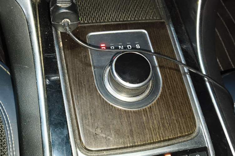 Used Jaguar XFL 2017 XFL 2.0T 200PS Elite Edition Gear Lever