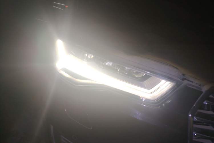 Used Audi A6L 2018 30th Anniversary Edition 35 TFSI Fashion Model
