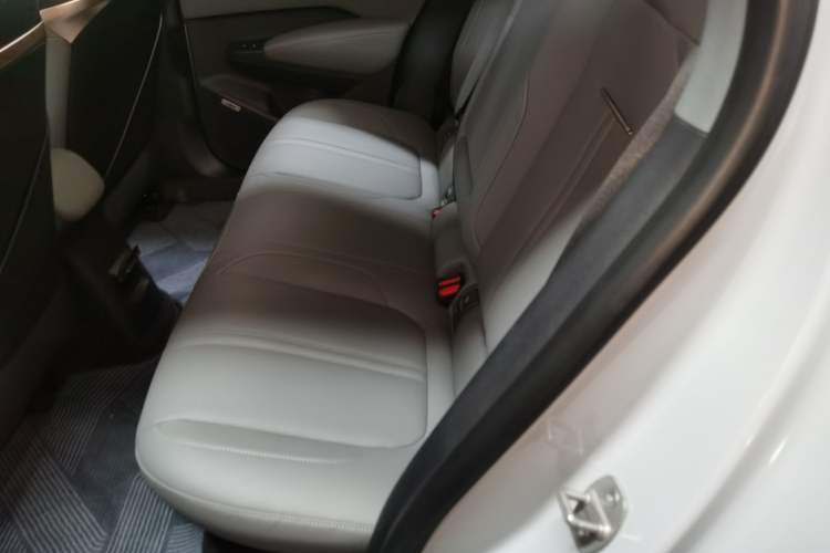 Used Zeekr X 2025 5-Seater Four-Wheel Drive Sport Version Left Rear Seat